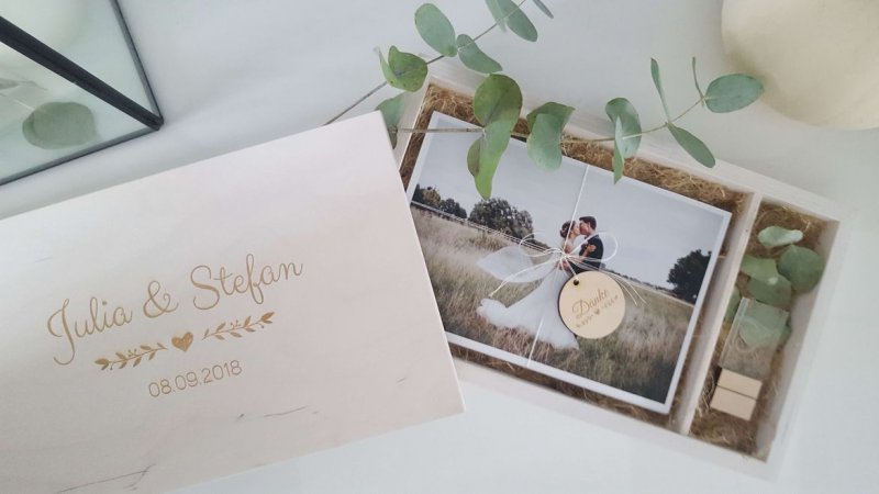 Weddingbox-Weiß-Holz-Eucalyptus